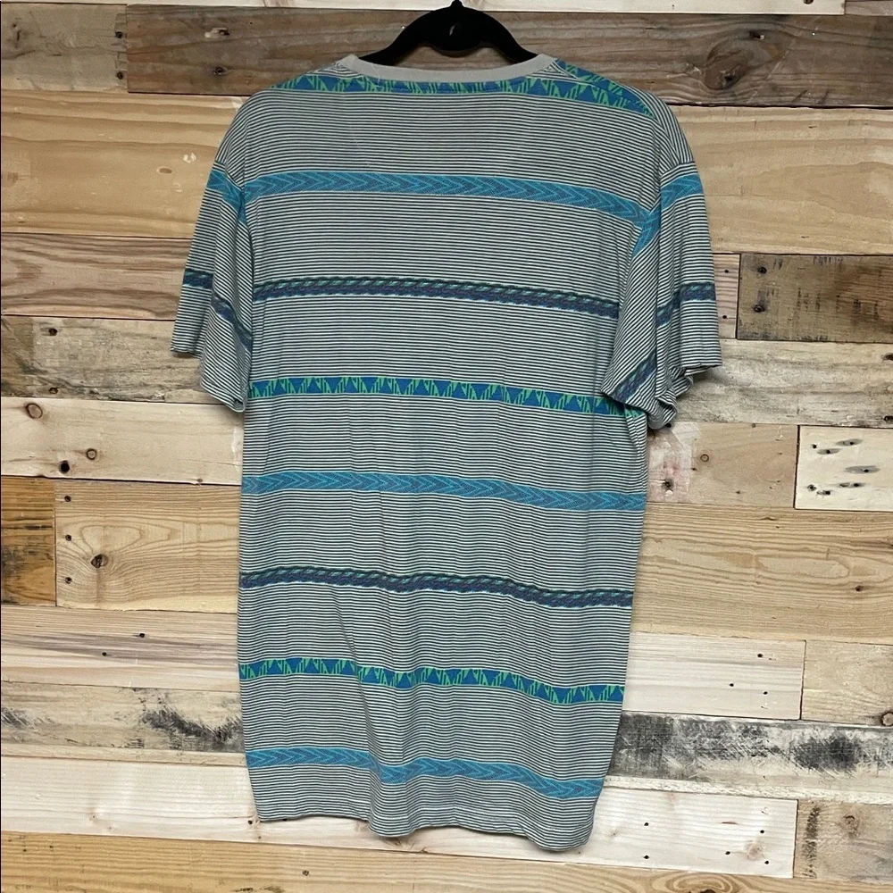 Galaxy By Harvic size Large Men's Tee with Gray and Blue Accents with Pocket